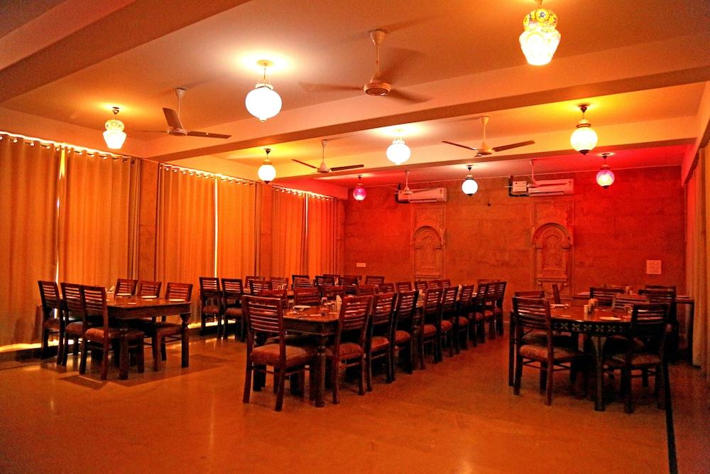 Hotel Golden Haveli Jaisalmer Exteriör bild