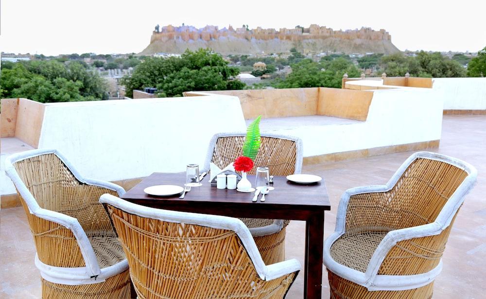 Hotel Golden Haveli Jaisalmer Exteriör bild